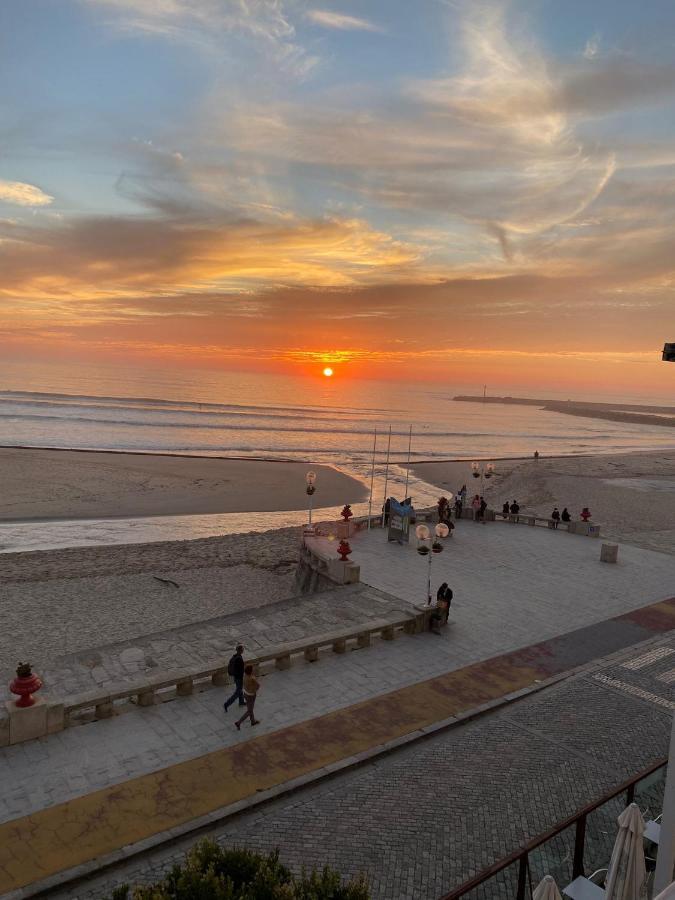 Blue Anchor Apartment Vila Praia de Ancora Luaran gambar